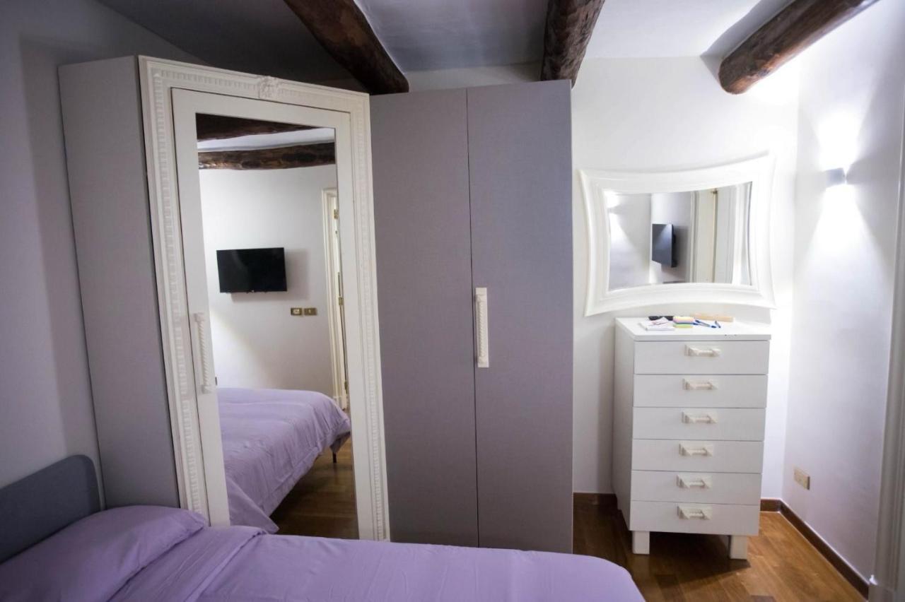 Apartment Hause Naty Spaccanapoli *